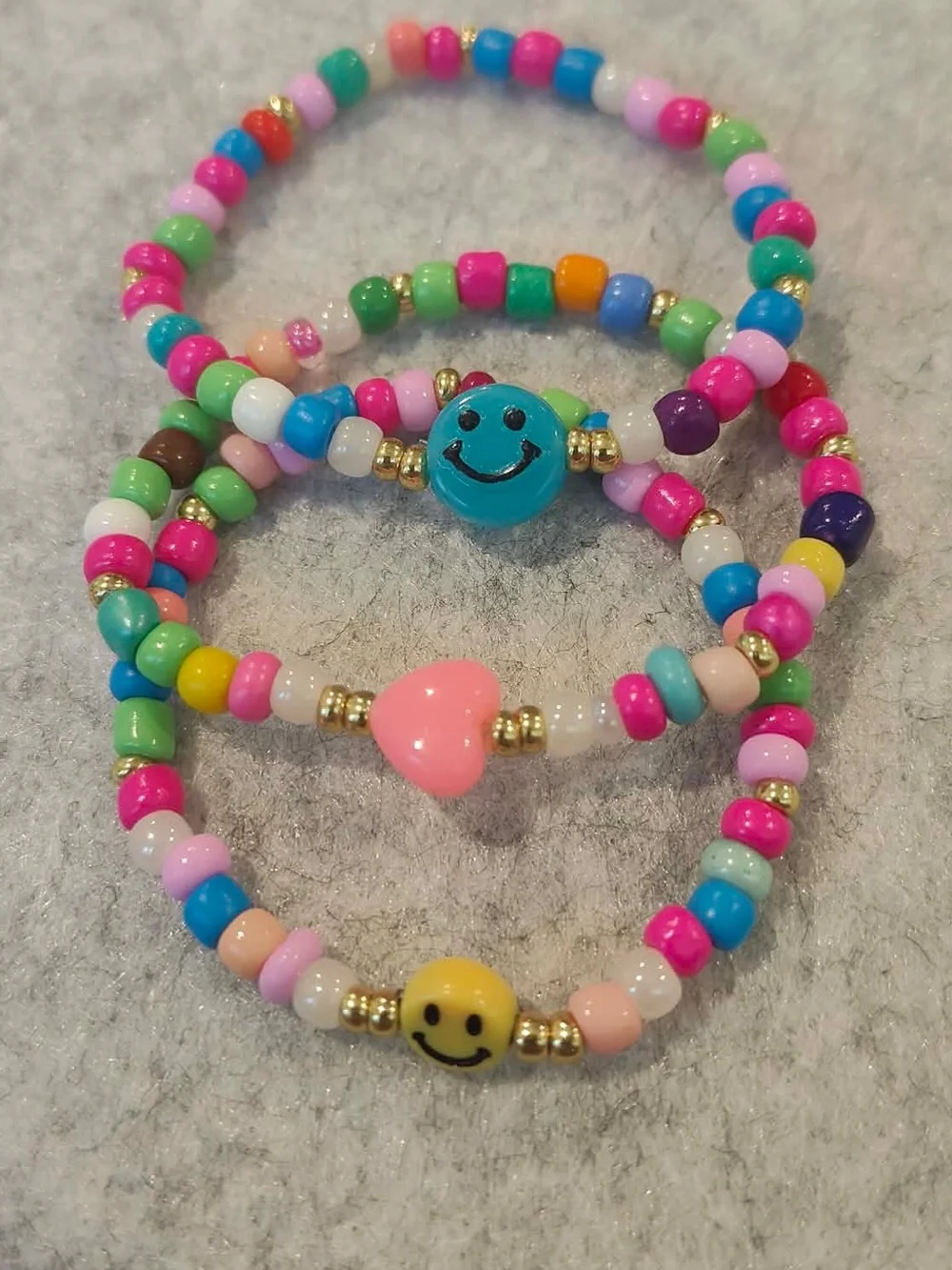 Kids Multicolor Beaded Smile & Heart Stretch Bracelet Set